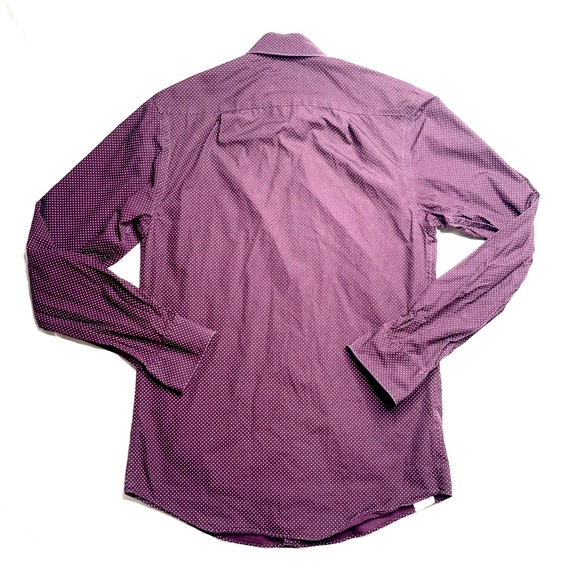 Button Down Shirt 👔 - Picture 5 of 5